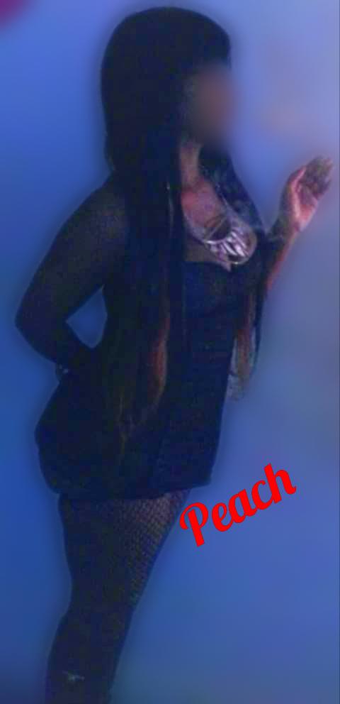 PEACHESDAREDBONE