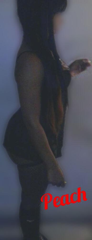 PEACHESDAREDBONE