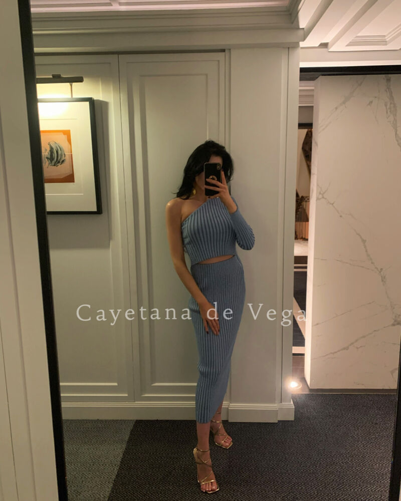 Cayetana De Vega