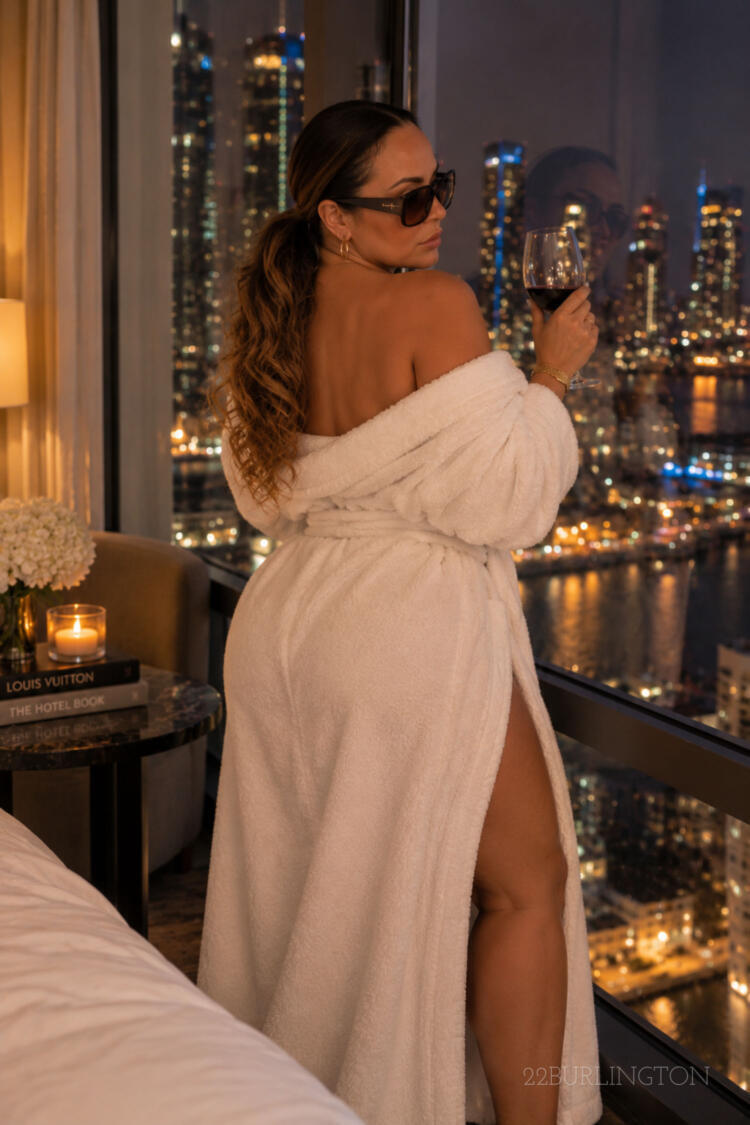 Alessia Vale