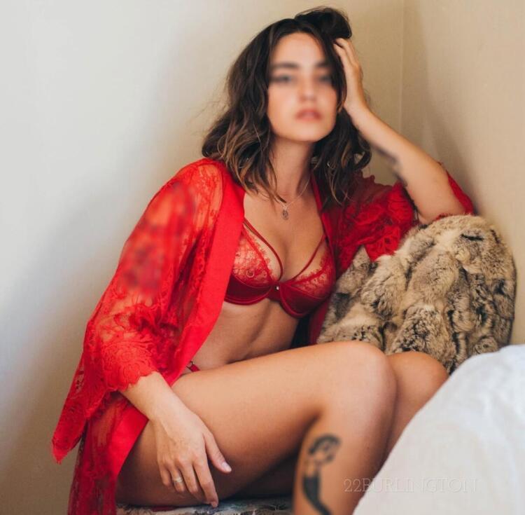 Lily Mortelle