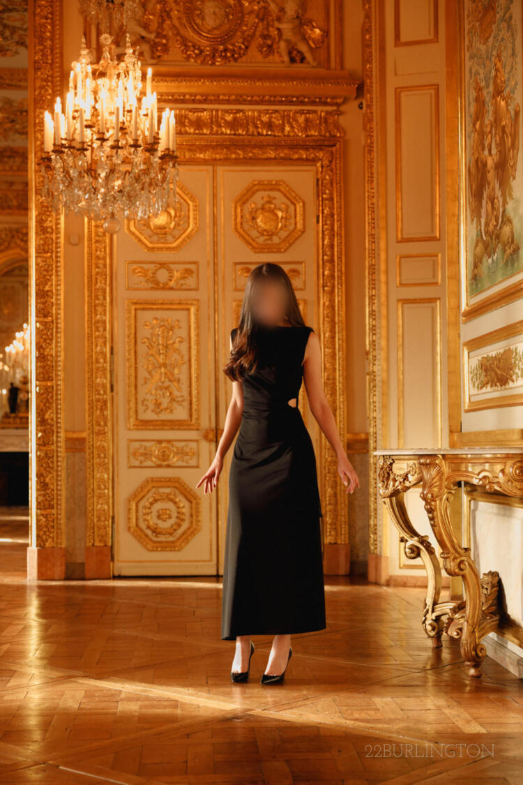Léonie Valmont